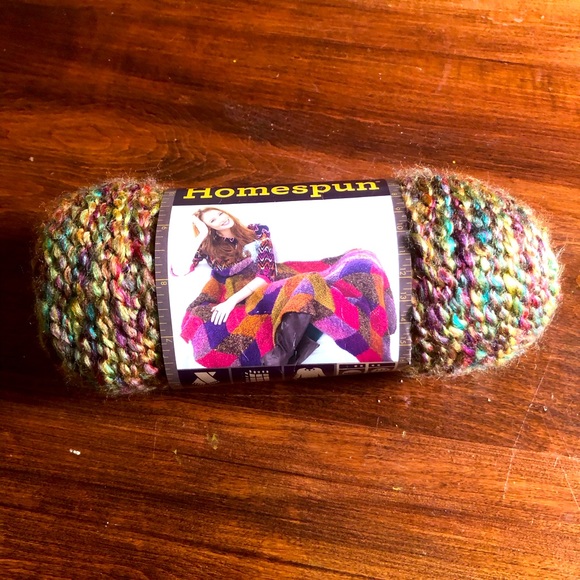 Homespun Yarn - Fiesta - Picture 3 of 7